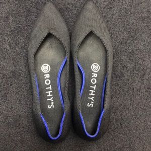 Black Rothy Points Size 5.5